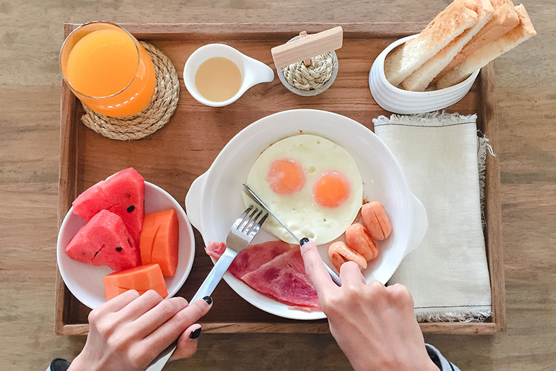 Obilan doručak je zdraviji od obilne večere